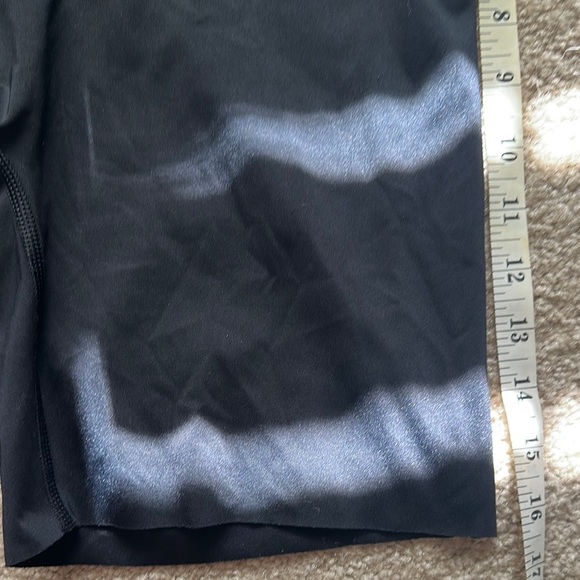 Aerie Offline OG Black Bike High Waisted Spandex 7” Women’s Large Train Run - Picture 5 of 5